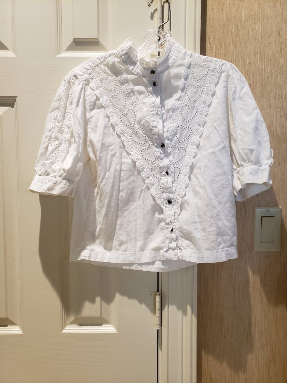 Top Shop Cute White Eyelet Blouse -  Sz 4